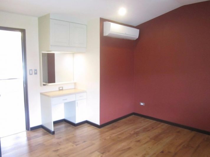 4 bedrooms for rent located in friendship angeles pampanga