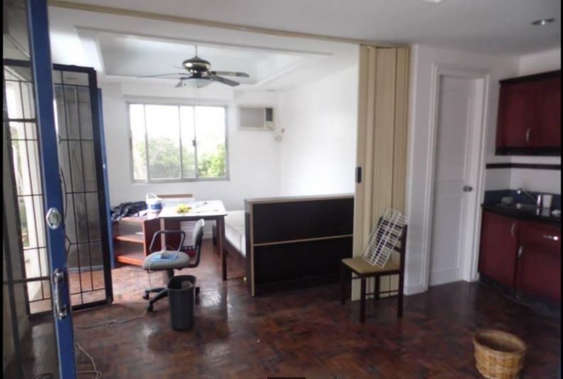 Five Bedroom with pool house and Lot for Rent in Angeles City.