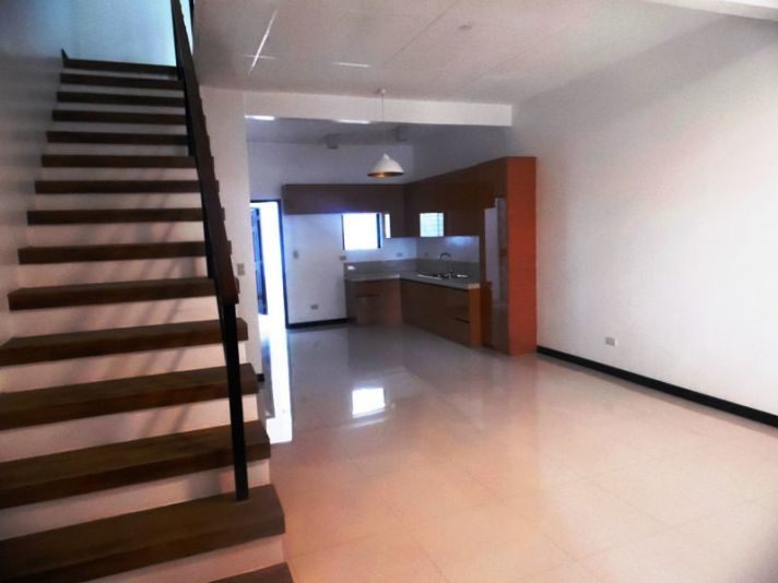 6Units Townhouse/Apartment for Sale in Friendship Angeles City Search