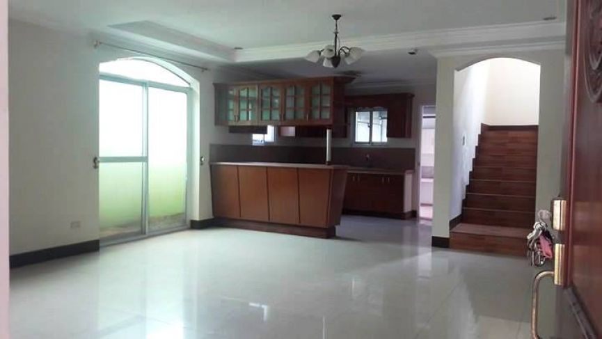 4 BR House in San Fernando Pampanga for rent