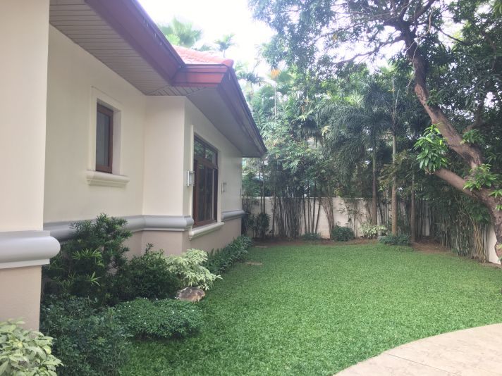 Dasmarinas Village Makati house for rent sprawling bungalow