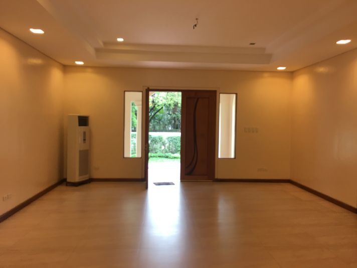 Dasmarinas Village Makati house for rent sprawling bungalow