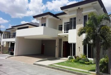 4 Bedroom House with Swimming pool for rent in Hensonville