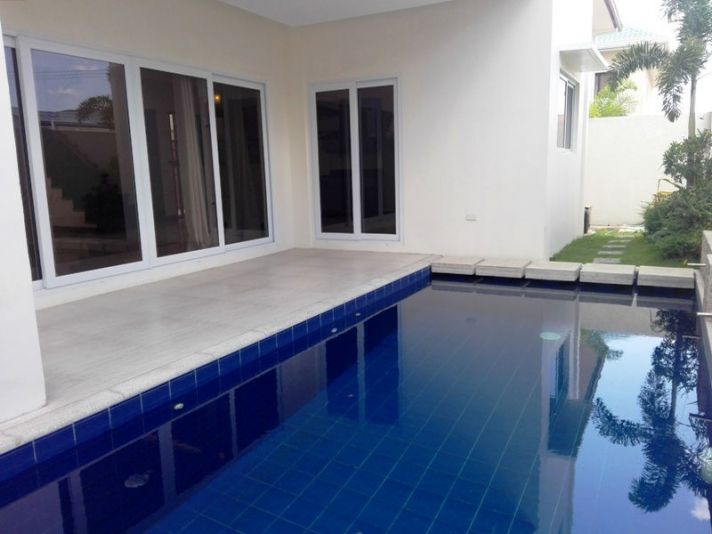 4 Bedroom House with Swimming pool for rent in Hensonville