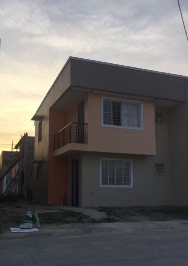 Fully furnished vacation house in Imus, Cavite near Lancaster Shopping Center