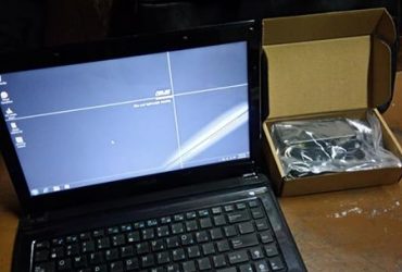 Asus laptop i3 w/ radeon graphics