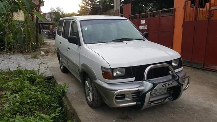 TOYOTA REVO DLX ORIG PRIVATE