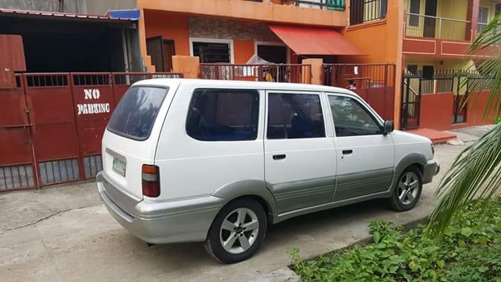 TOYOTA REVO DLX ORIG PRIVATE