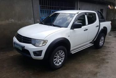 2012 Mitsubishi Strada Pick Up