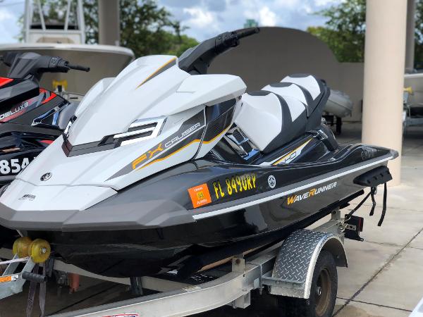 2018 Yamaha WaveRunner FX HO Cruiser