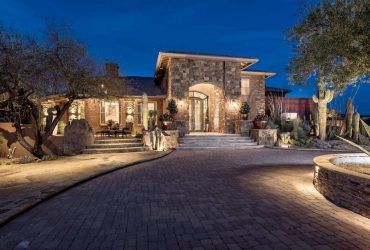 Luxury Detached House for sale in  Carefree, Arizona