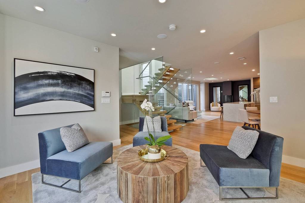 4 Bedroom Luxury Detached House in , San Francisco, CA