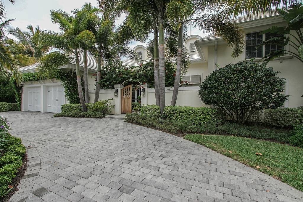 Luxury 4 Bedroom Detached House for Rent in Naples, Collier County, Florida