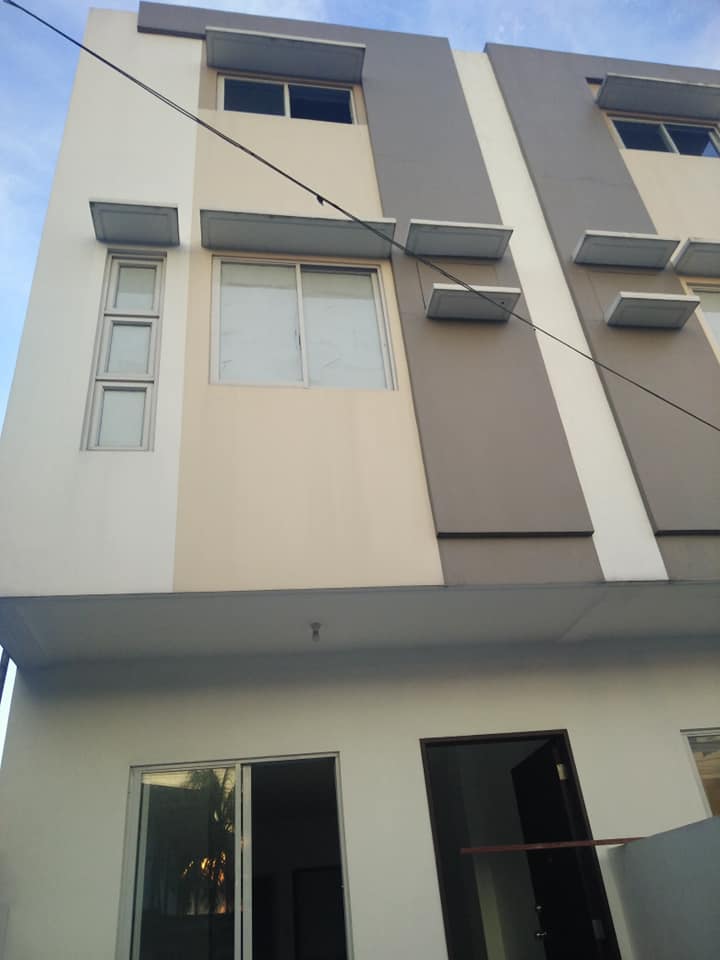 Maria Luisa Townhomes in Caloocan City