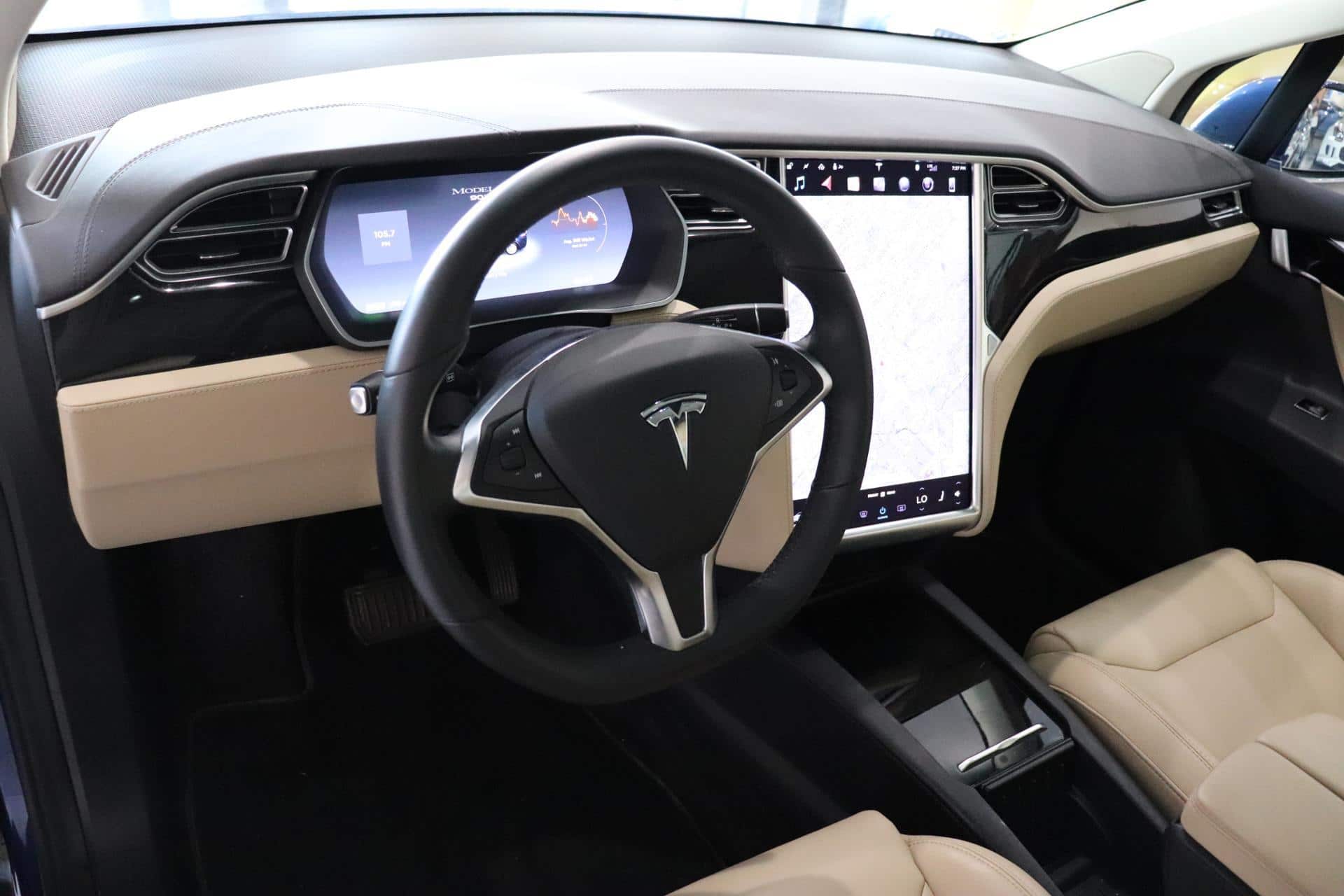 2016 Tesla Model X 90D AWD