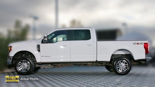 2018 Ford F-250 Super Duty Lariat Crew Cab LB 4WD