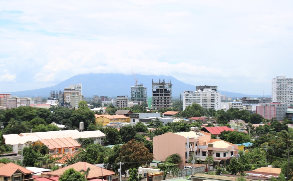 La Grande condominiums, Angeles City.  Apartments and condos now selling in Phase 2